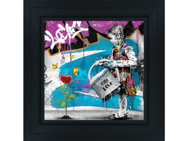 LA FILLE ET L'ARROSOIR