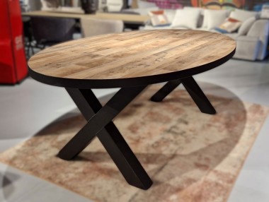 Table ovale design