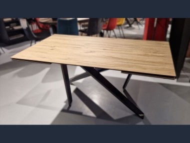 Table céramique avec 2...