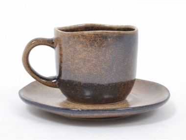 TASSE À CAFÉ AVEC SOUCOUPE