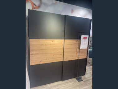 Armoire 2 portes coulissantes