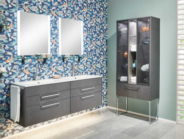 SALLE DE BAIN STRATIFIÉE...