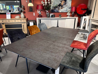 Ensemble bahut bas + table...