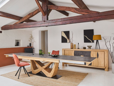 TABLE SPECTACULAIRE AVEC...