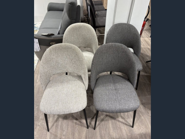 LOT DE 2 CHAISES FIXE grège
