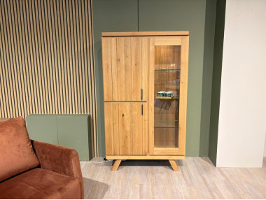 VITRINE AVEC ECLAIRAGE