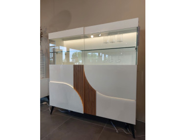 VITRINE
