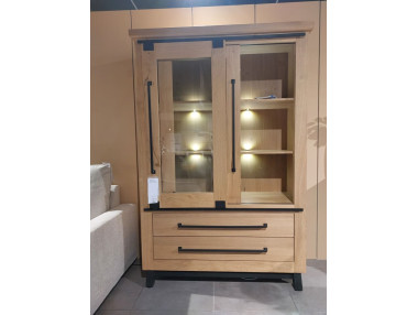 VITRINE