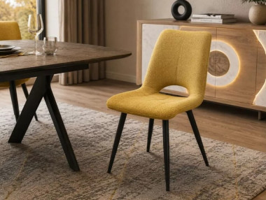 CHAISE