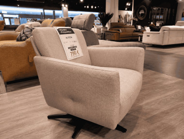 FAUTEUIL PIVOTANT