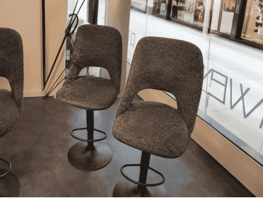 LOT 2 TABOURET