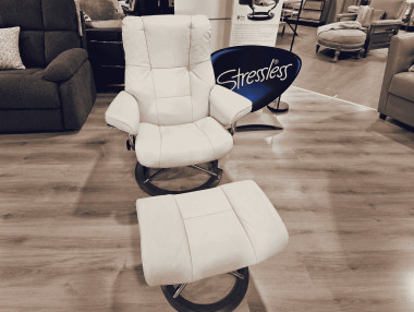 FAUTEUIL AVEC POUF STRESSLESS