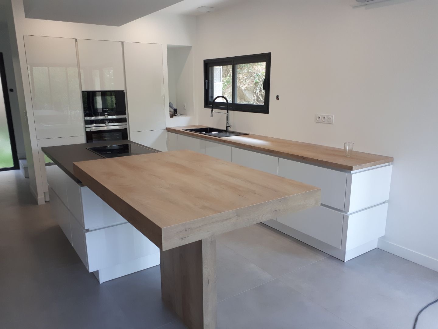 Cuisiniste Vienne, Atlas Home vous accompagne dans votre projet de cuisine aménagée