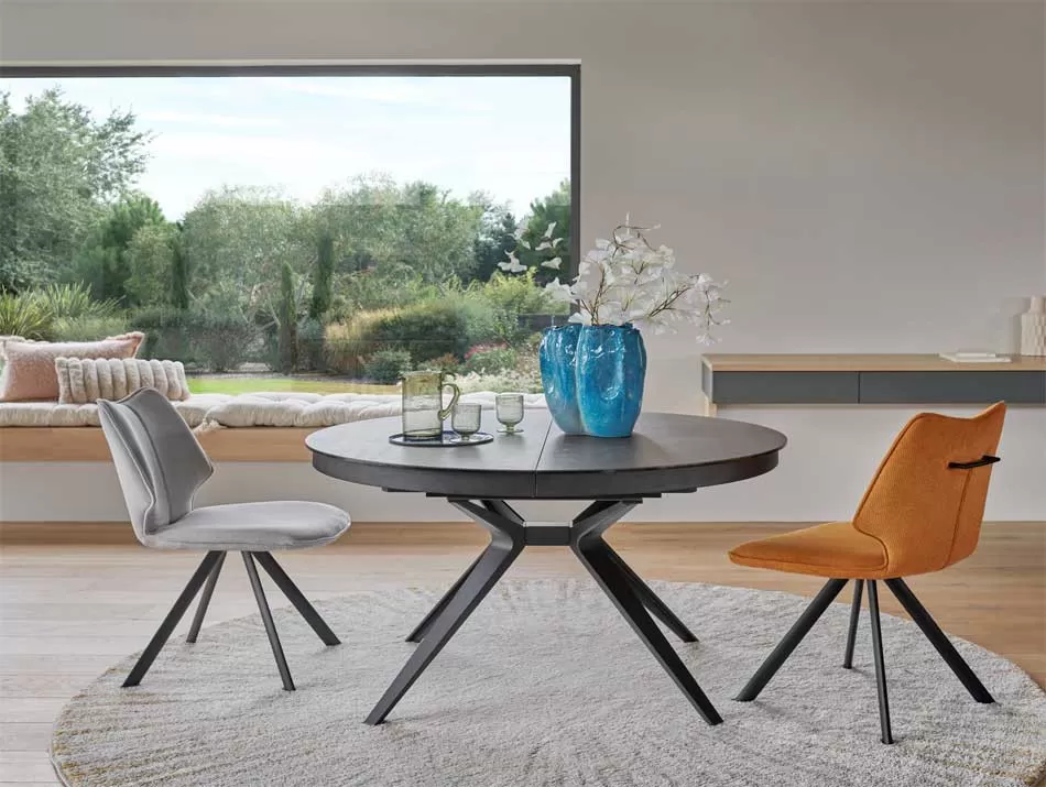 Tables et chaises design à Colmar chez Atlas Home