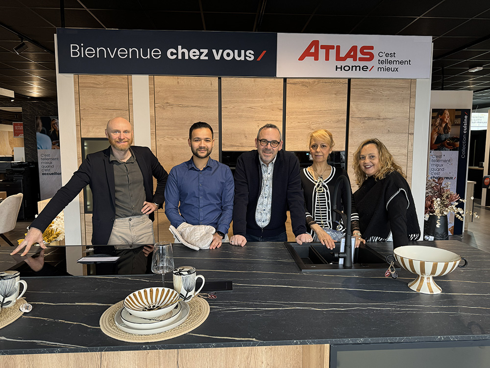 Atlas Home : Découvrez notre équipe et son directeur.