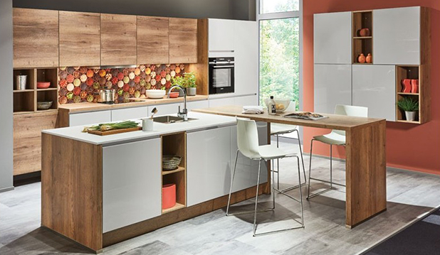 Atlas Home : Cuisine aménagée avec îlot central